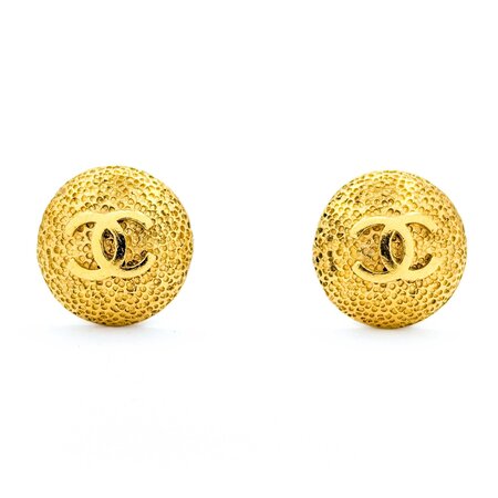 Chanel Coco Mark Round Textured CC Earrings 125050128