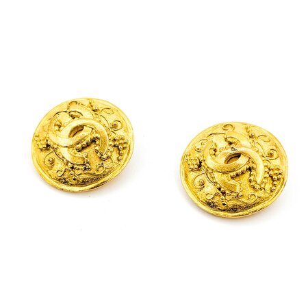 Chanel Coco Mark Round Large CC Grape Vine Earrings 125050124