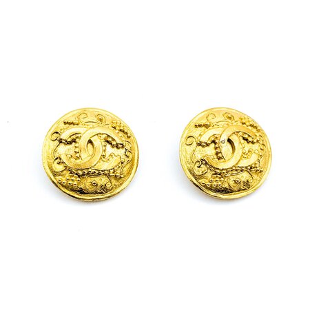 Chanel Coco Mark Round Large CC Grape Vine Earrings 125050124