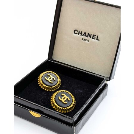 Chanel Coco Mark Round CC Black Acrylic Earrings 125050133