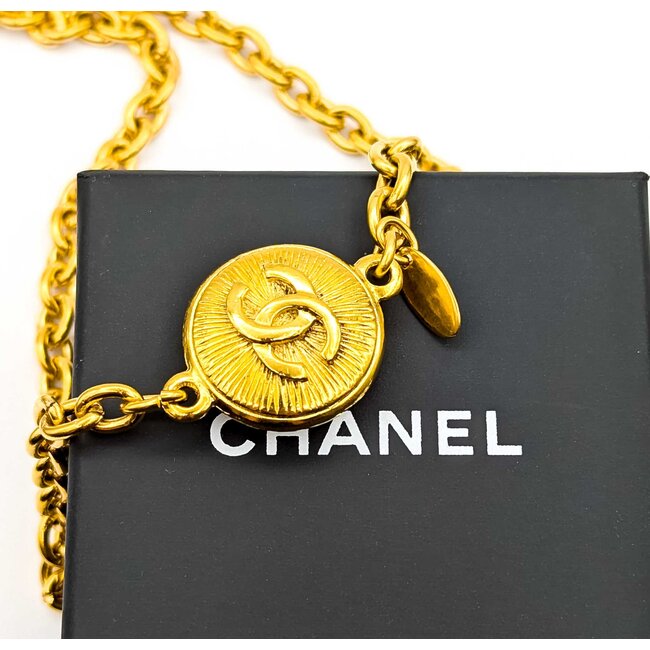 Chanel Coco Mark Gold Medallion Necklace 125050127