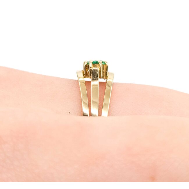 Ring Cocktail .24ctw Emerald 14ky Sz8.5 4.22g 225050052