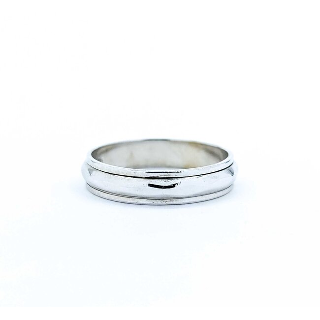 Ring Beveled Edge Band 14kw Sz9.5 3.92g 225050050