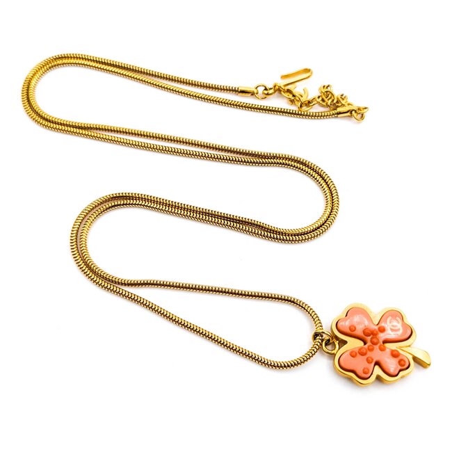 Chanel Coco Mark Necklace 4-Leaf Clover 125050122