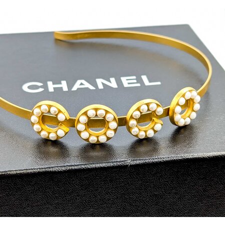 Chanel Coco Faux Pearl Headband Gold Tone 125050136