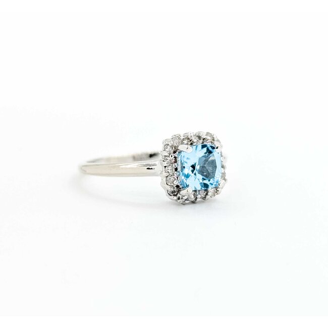 Ring Halo .09ctw Round Diamonds .56ct Blue Topaz 14kw sz4 1.7g 125060049