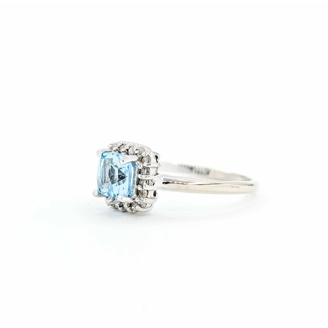 Ring Halo .09ctw Round Diamonds .56ct Blue Topaz 14kw sz4 1.7g 125060049