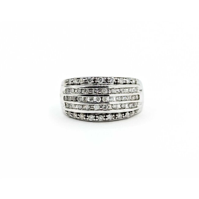 Ring .26ctw Round Diamonds 14kw sz5.75 4.74g 225050061