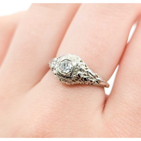 Ring Art Deco .20ct Old European Cut Diamond 18kw Sz6 2.43g 225050056