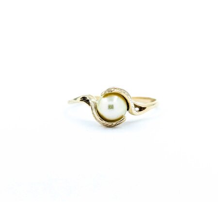 Ring Leaf Motif 5.7mm Akoya Pearl 14ky Sz7 1.73g 225050053