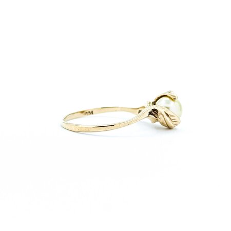 Ring Leaf Motif 5.7mm Akoya Pearl 14ky Sz7 1.73g 225050053