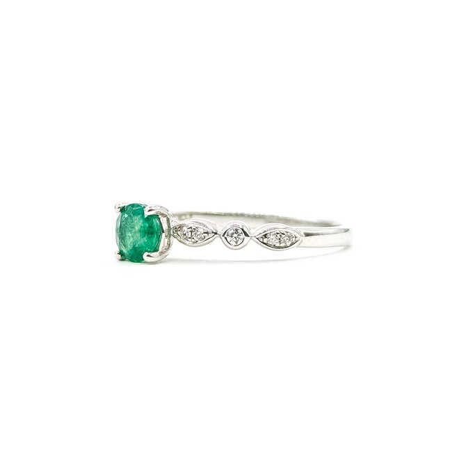 Ring Bezel .06ctw Round Diamonds .45ct Emerald 14kw 5mm sz7 2.14g 125060037