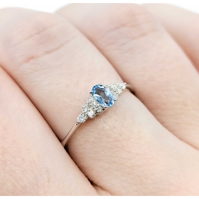 Ring Dainty .11ctw Round Diamonds .23ct Blue Topaz 10kw 5mm sz7 1.5g 125060040