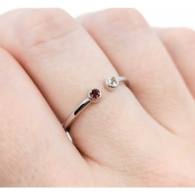 Ring Split Band .05ct Round Diamonds .05ct Garnet 14kw 3mm sz6.5 1.47g 125060039