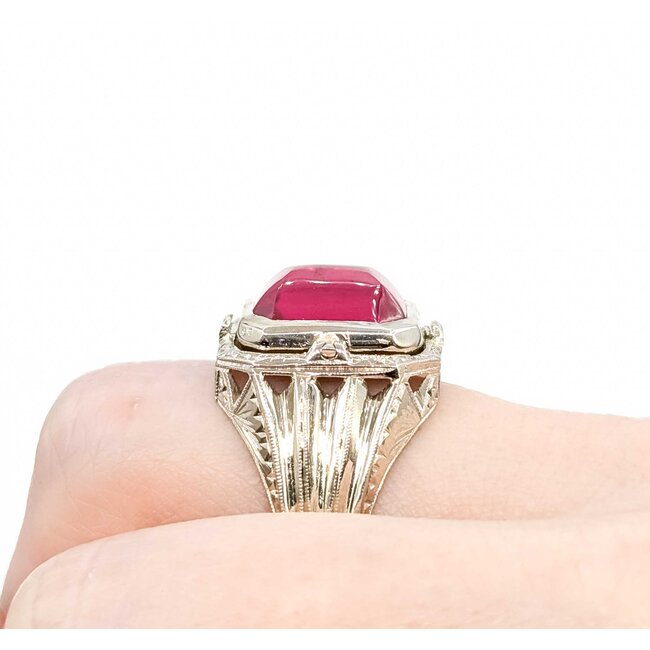 Ring Spinner/Flip "AJE" Engraved 12x10mm Synthetic Cabochon Ruby 14kw 17x15mm Sz12 10.7g 125060085