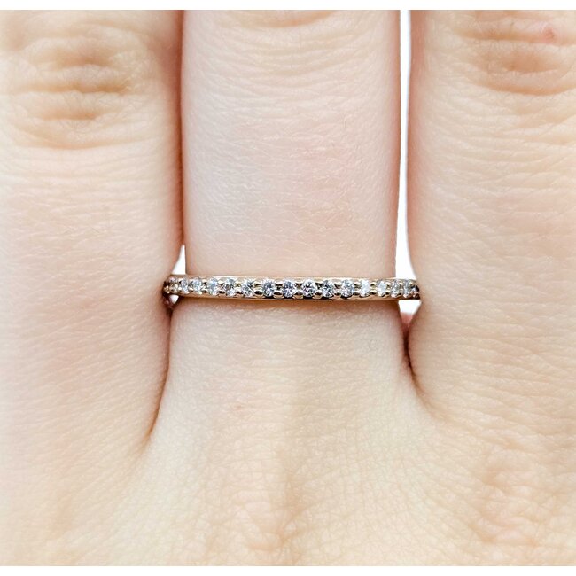 Ring A. Jaffe .25ctw Round Diamonds 14kr 2mm Sz8.5 3.4g 125060073