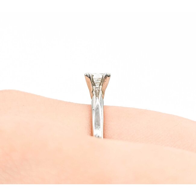 Ring Solitaire .50ct Princess Diamond 14kw 2.5mm Sz6.5 2.4g 125060080