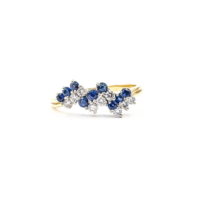 Ring Cluster .20ctw Round Diamonds .18ctw Sapphire 18ky sz8.5 3.25g