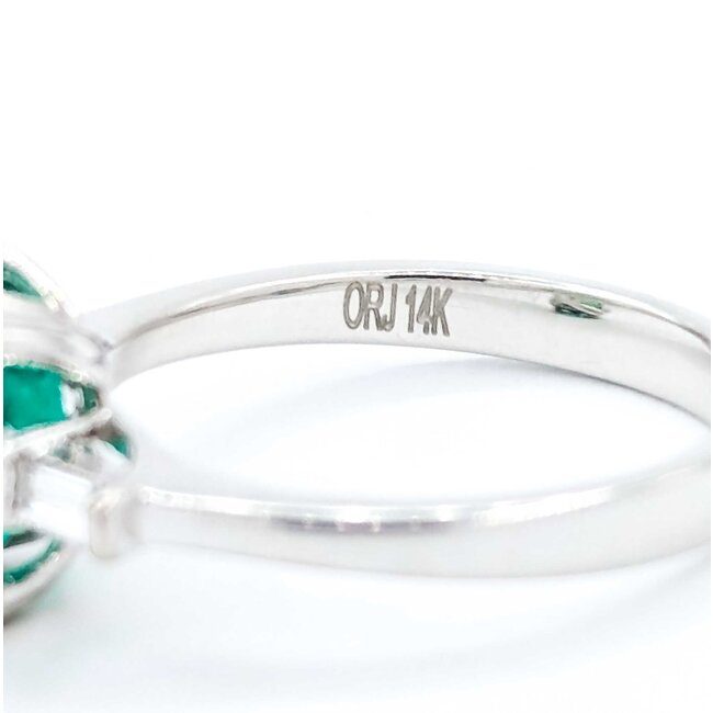 Ring 3-Stone .13ctw Baguette Diamonds 2.86ct Emerald 14kw 9x7.5mm Sz6.5 3.7g 125060021