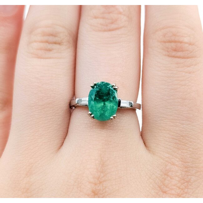 Ring 3-Stone .13ctw Baguette Diamonds 2.86ct Emerald 14kw 9x7.5mm Sz6.5 3.7g 125060021