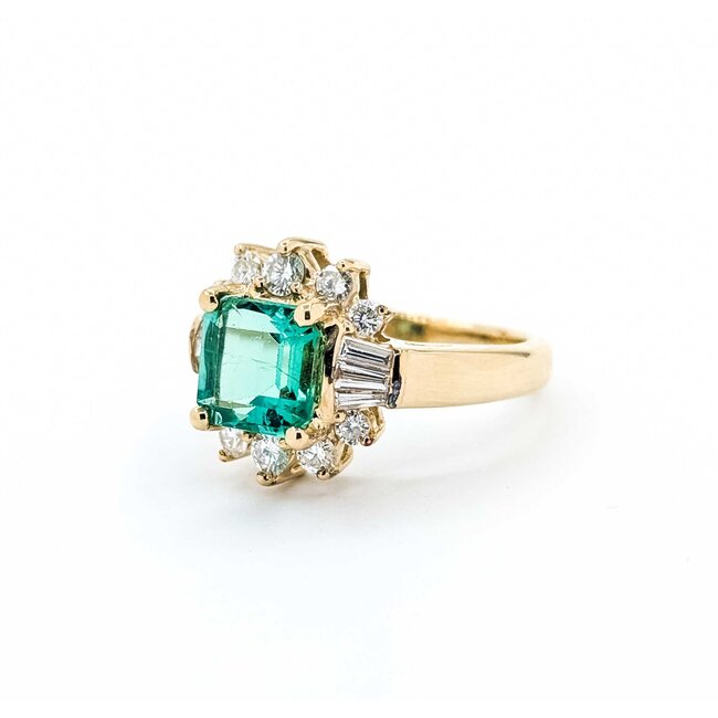 Ring .50ctw Round/Baguette Diamonds 2.10ct Emerald 14ky Sz6 4.9g 225070033