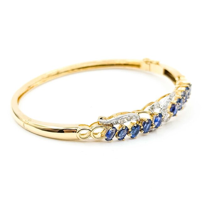 Bangle Twist .50ctw Round Diamonds 3.00ctw Blue Sapphire 18ky 9mm 7.25" 16.92g 225070072