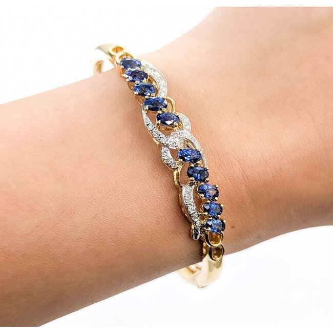 Bangle Twist .50ctw Round Diamonds 3.00ctw Blue Sapphire 18ky 9mm 7.25" 16.92g 225070072