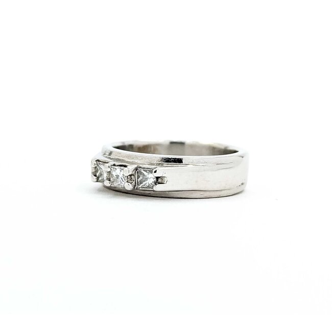 Ring Three Stone .24ctw Princess Diamonds 14kw 5.85g 225060031