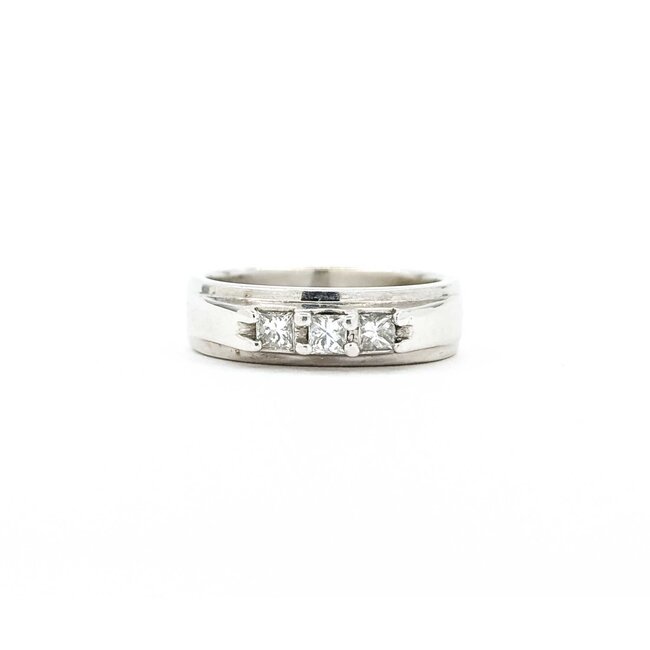Ring Three Stone .24ctw Princess Diamonds 14kw 5.85g 225060031