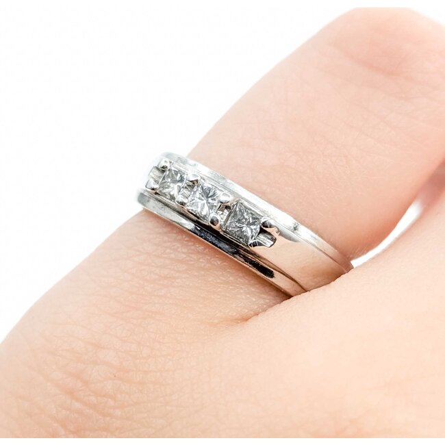 Ring Three Stone .24ctw Princess Diamonds 14kw 5.85g 225060031