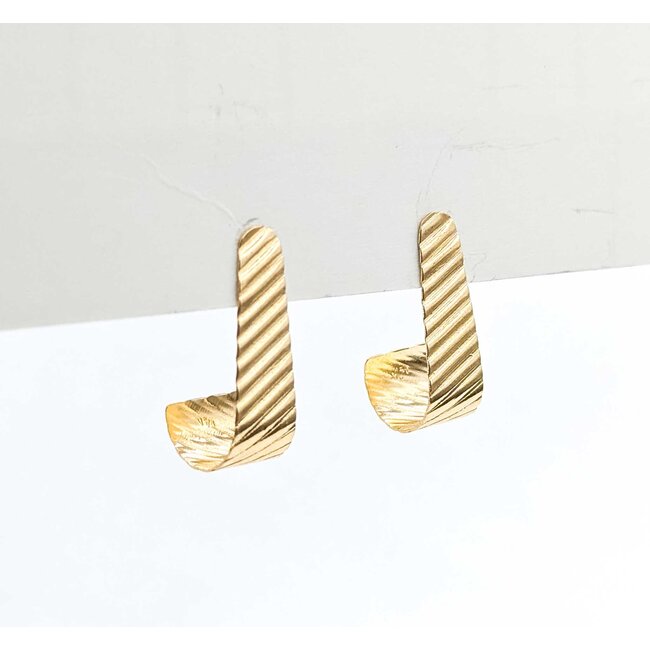 Earrings J Stud 14ky 16x7mm .9g 125072004