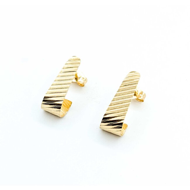 Earrings J Stud 14ky 16x7mm .9g 125072004