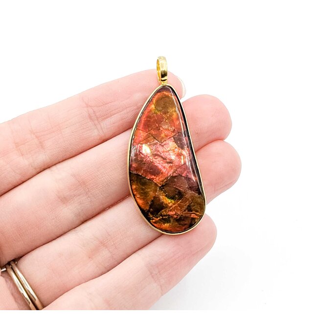 Pendant Bezel Freeform Ammolite 18ky 45x18.5mm 7.3g 225070126