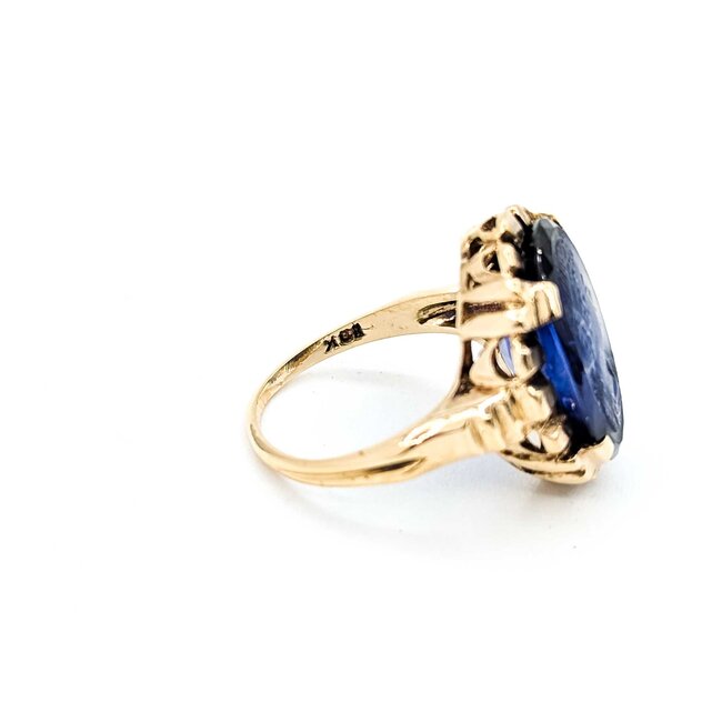 Ring Mid Century Blue Glass Cameo 10ky Sz5 4.9g 225070102
