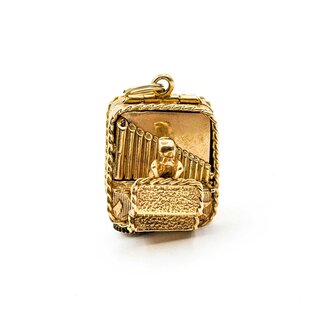 Pendant Organ Playing Cherub Music Box 14ky 30x21mm 26.8g 225070128