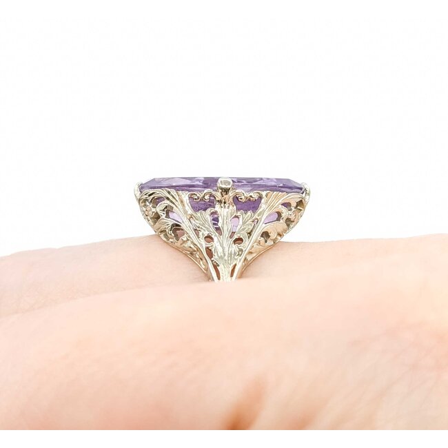 Ring Art Deco Carved Amethyst 14kw Sz6.5 5.3g 225070150