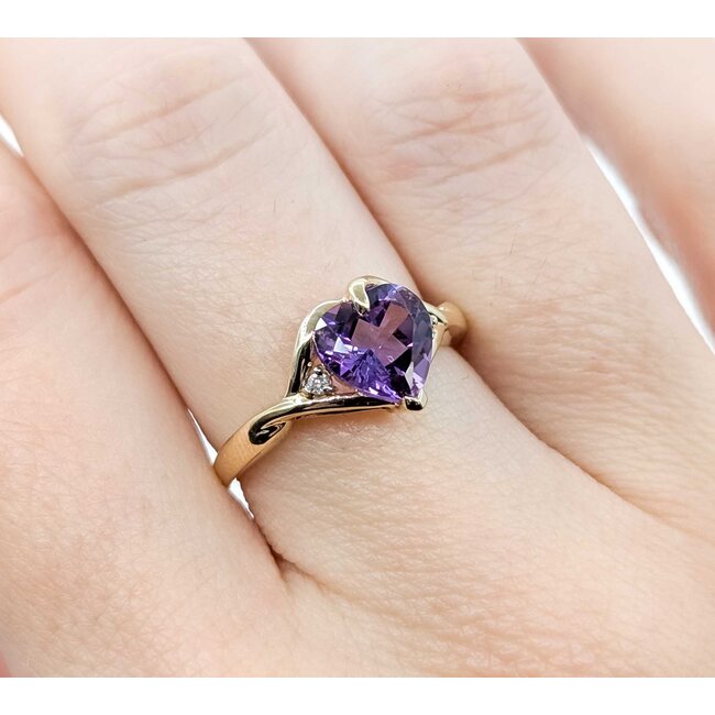 Ring Heart .01ctw Round Diamonds 1.50ct Amethyst 14ky Sz6.5 2.3g 225070109