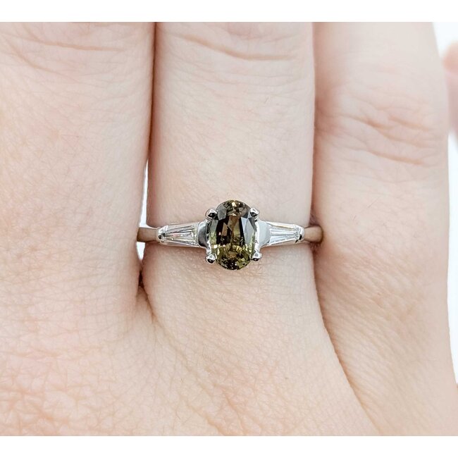 Ring 3-Stone .10ctw Baguette Diamonds .94ct Alexandrite GIA: 2233584992 14kw 2mm Sz8 4.2g 125060099