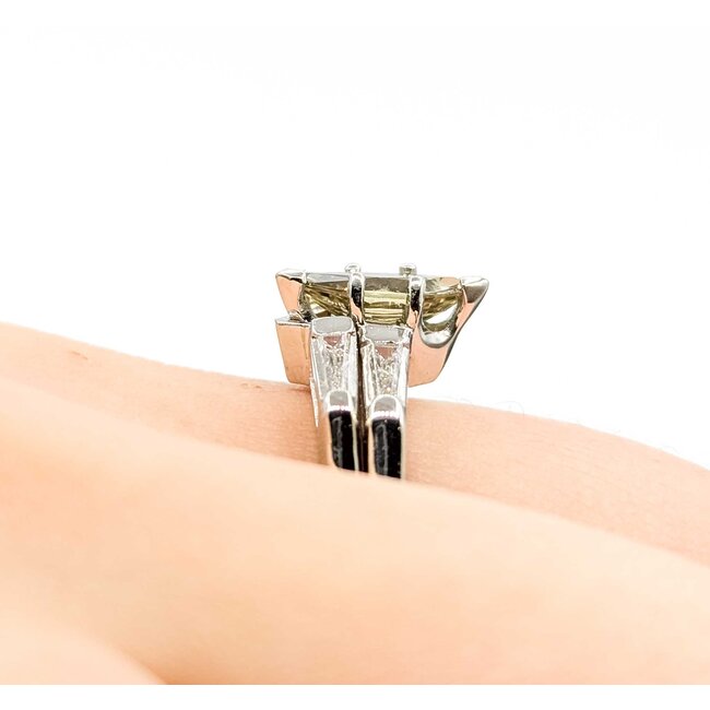 Ring  Contour Band .35ctw Baguette DiamondsGIA: 2243072207  .91ct Color-Changing Alexandrite 900pt 11mm Sz6 7.2g 125040043