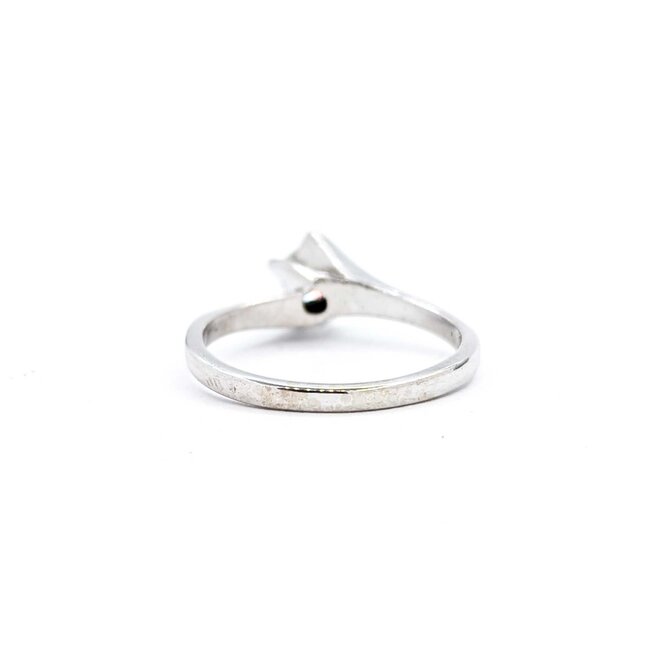 Ring Twist Solitaire .30ct Round Diamond 14kw Sz6 2.8g 225080011