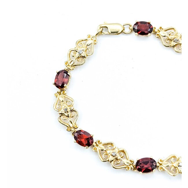 Bracelet Vintage Style .03ctw Round Diamonds 6.40ctw Garnet 10ky 7" 7.5g 225070133