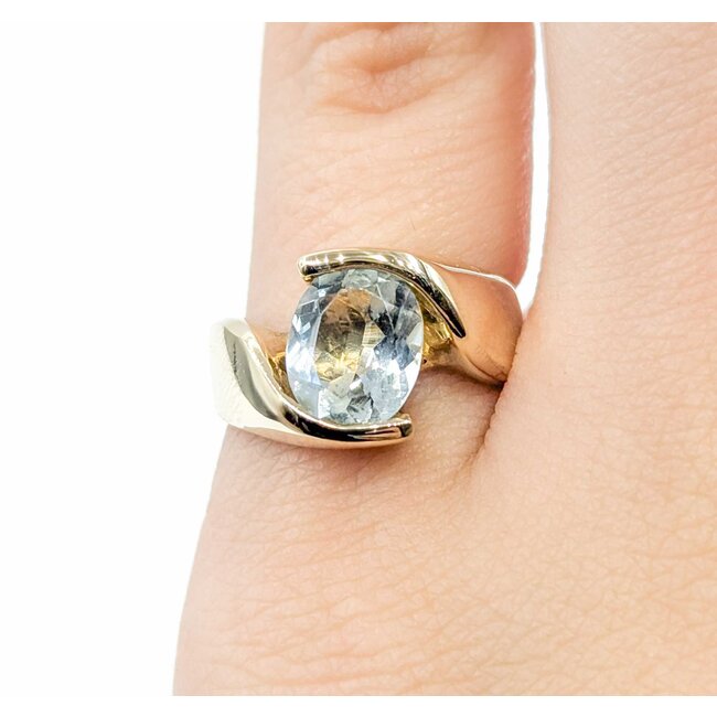 Ring 1.75ct Aquamarine 14ky Sz5.5 6.3g 225080043