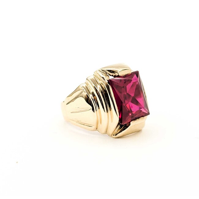 Ring Red Synthetic Stone 10ky Sz6.5 6.5g 225080050