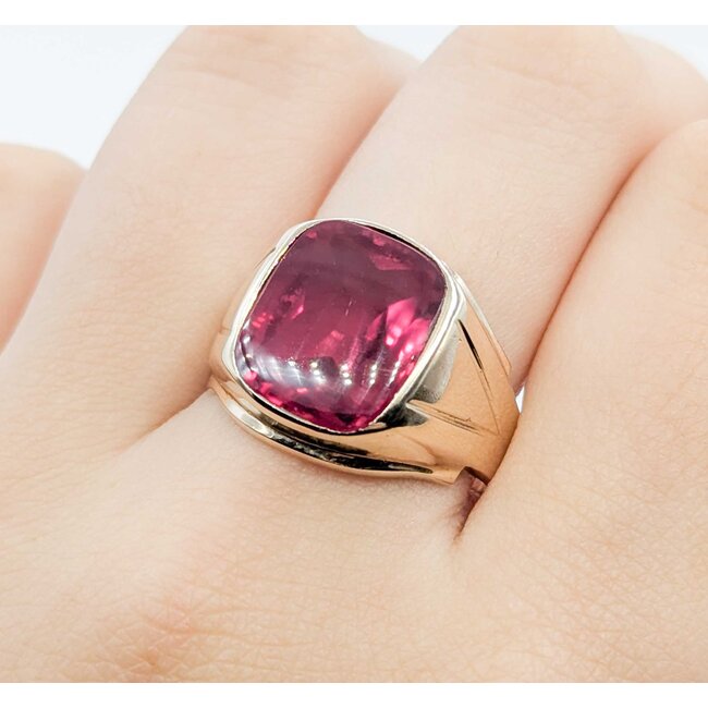 Ring Vintage Signet 12x14mm Syn Ruby 10ky Sz9.75 6.5g 225080023