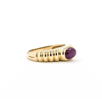 Ring Ribbed .80ct Ruby 14ky Sz5.5 3.1g 225080040