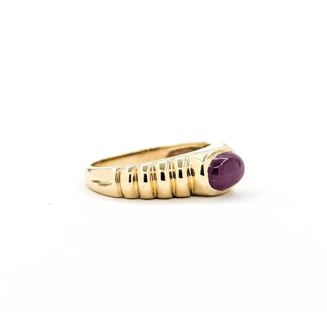 Ring Ribbed .80ct Ruby 14ky Sz5.5 3.1g 225080040