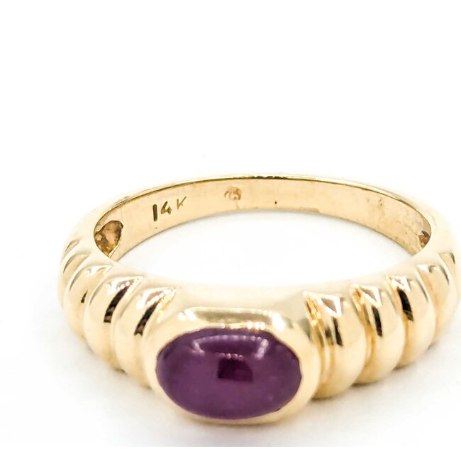 Ring Ribbed .80ct Ruby 14ky Sz5.5 3.1g 225080040