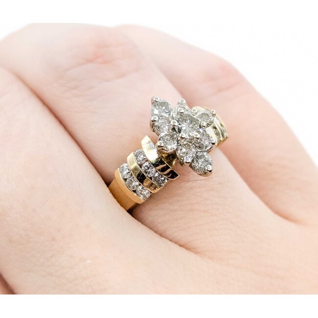 Ring Cluster .75ctw Round Diamonds 10ky 6mm Sz4.5 4.61g 225080021