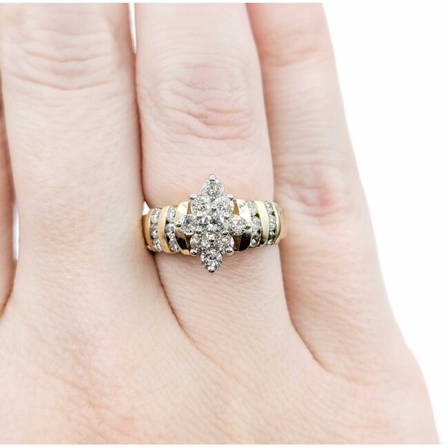 Ring Cluster .75ctw Round Diamonds 10ky 6mm Sz4.5 4.61g 225080021