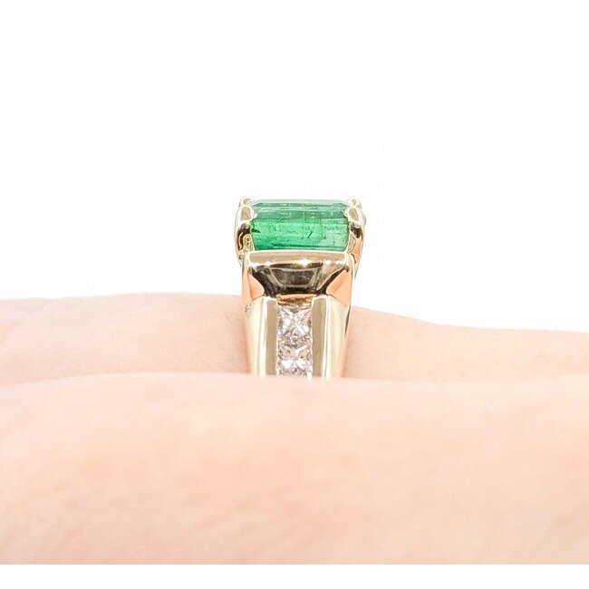 Ring .75ctw Princess Diamonds 1.51ct Emerald 14ky sz6.5 124030242
